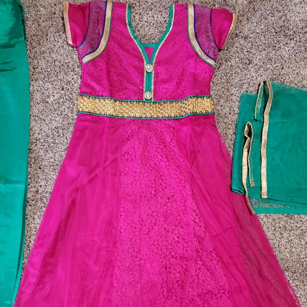 Bundlw Kids brand new dress